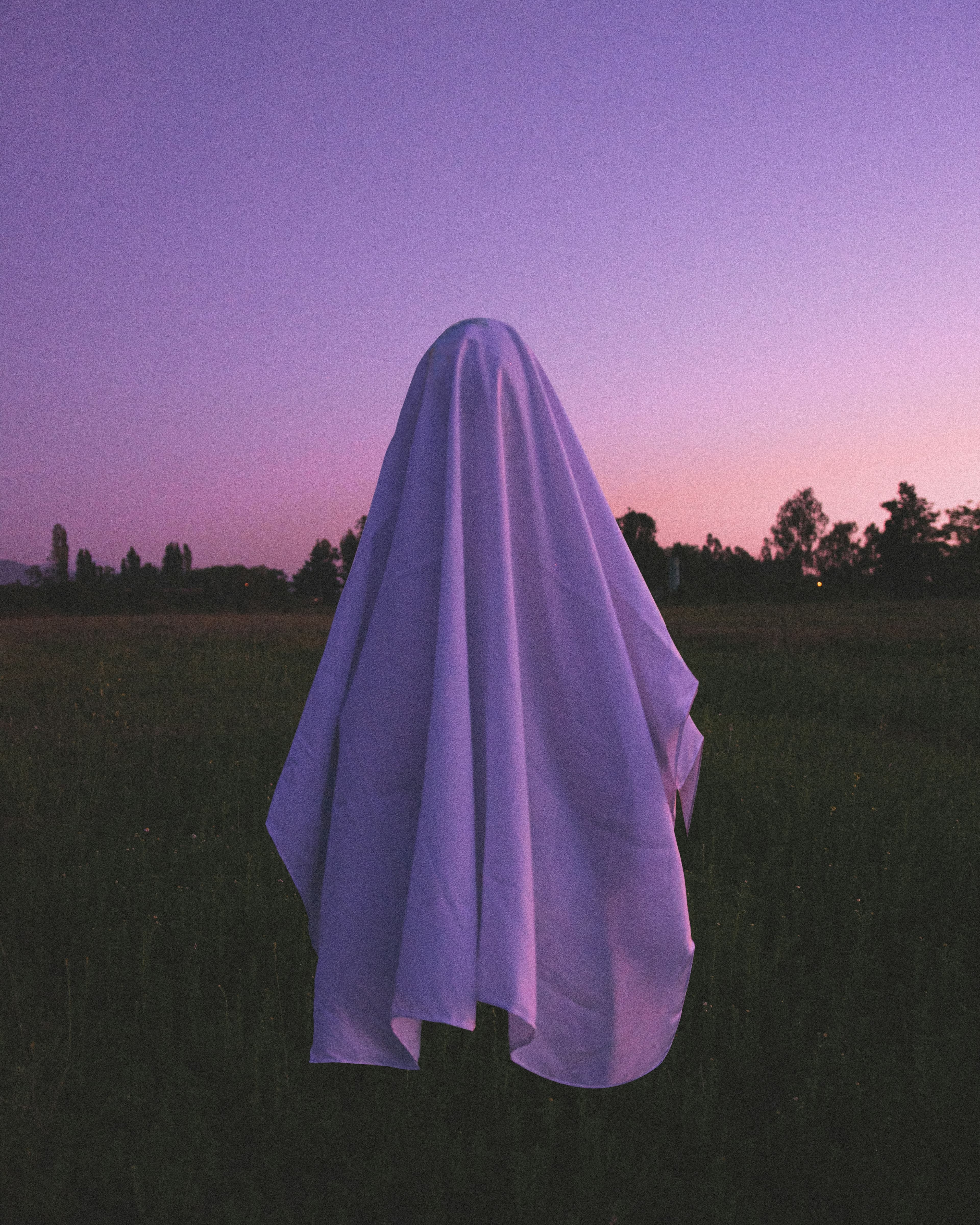 Ghosting Culture: Unpacking Modern Communication Habits